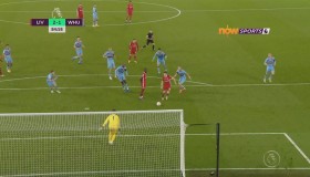 绝了！伯恩茅斯夏窗净赚1亿后防全拆 但英超3连胜升第4仅首轮憾负